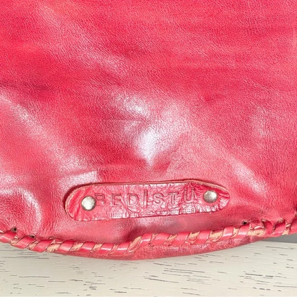 $245 Bed Stu Half Moon Scarlet Red Leather Crossbody Purse Magnetic Close Tassel - Picture 3 of 9